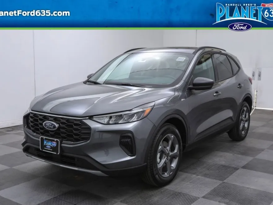 2025 Ford Escape ST-Line photo 1