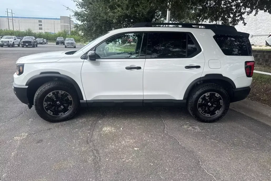 2026 Honda Passport TrailSport Elite photo 1