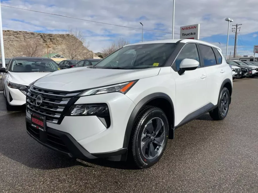 2025 Nissan Rogue SV photo 1