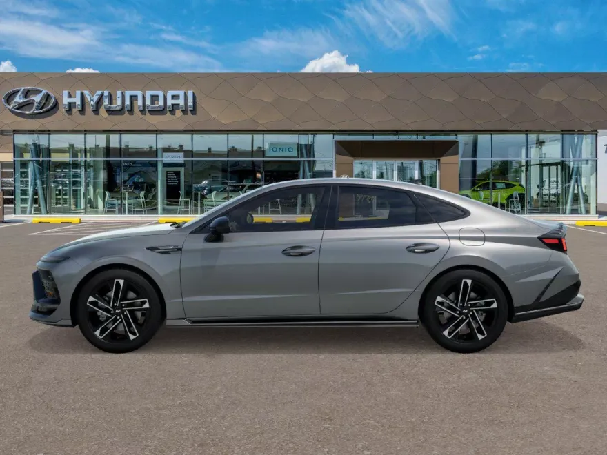 2025 Hyundai Sonata N Line photo 1