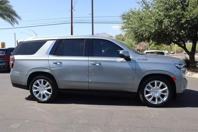2024 Chevrolet Tahoe High Country photo 1