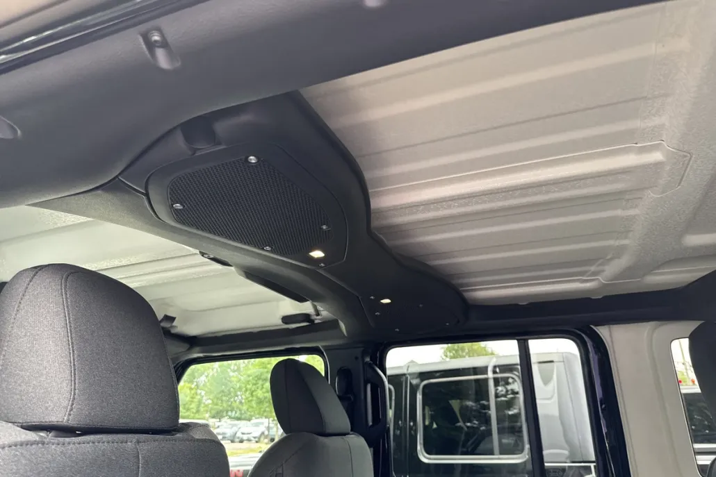 2025 Jeep Wrangler Willys photo 1