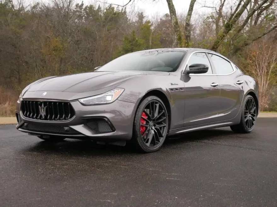 2024 Maserati Ghibli Modena photo 1