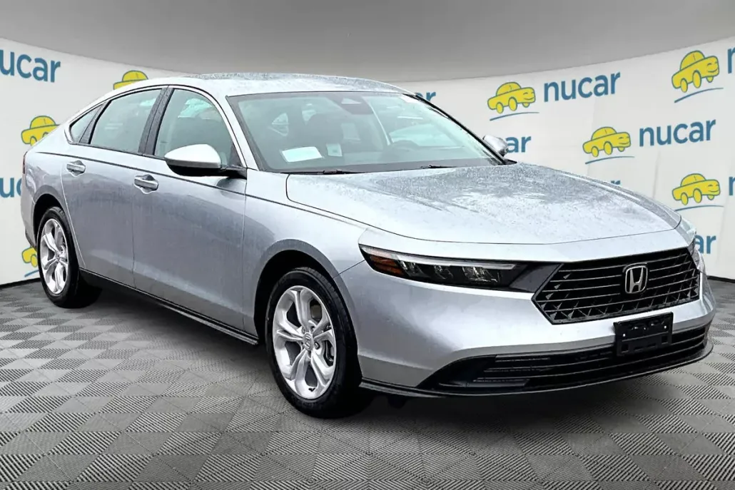 2025 Honda Accord LX photo 1