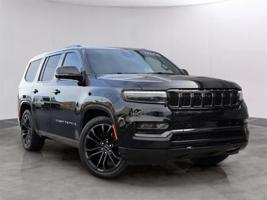 2024 Jeep Grand Wagoneer III photo 1