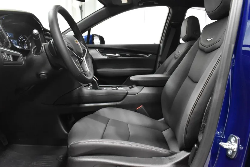 2025 Cadillac XT5 Premium Luxury photo 1