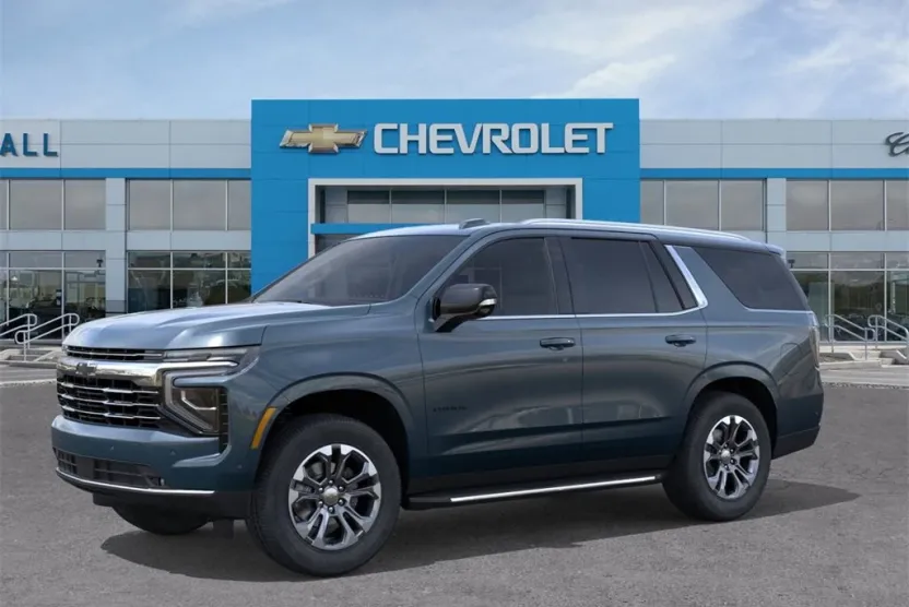 2025 Chevrolet Tahoe LT photo 1