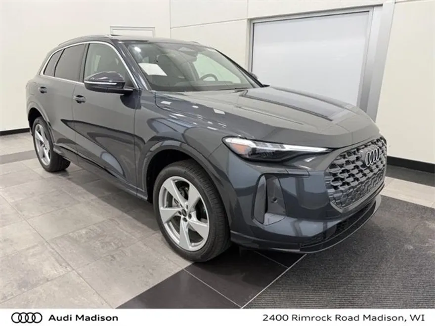 2025 Audi Q5 2.0T Premium Plus photo 1