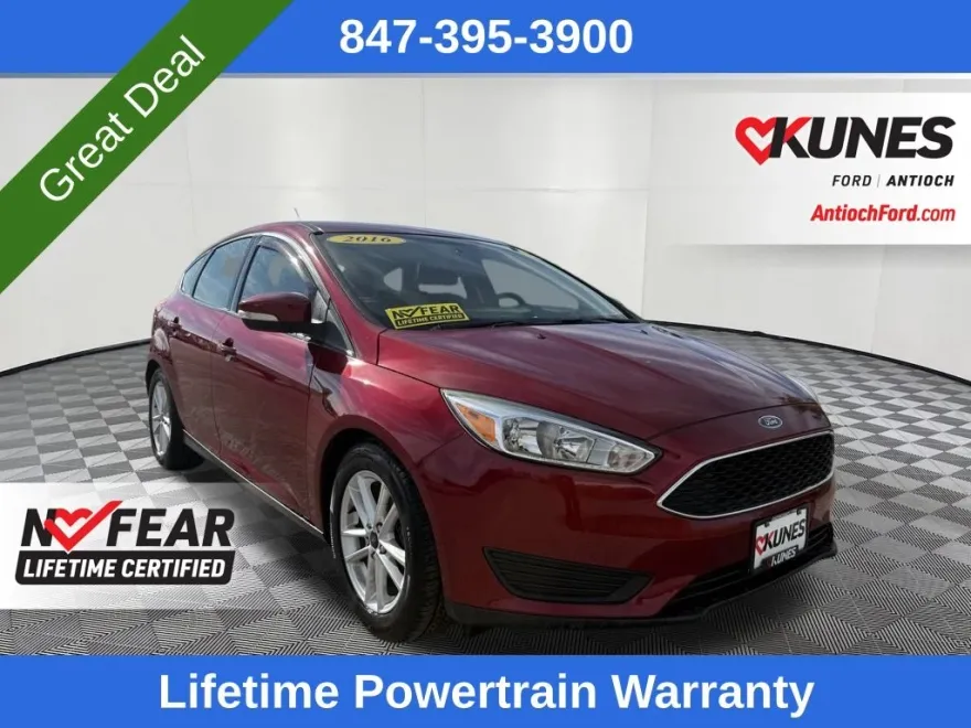 2016 Ford Focus SE photo 1