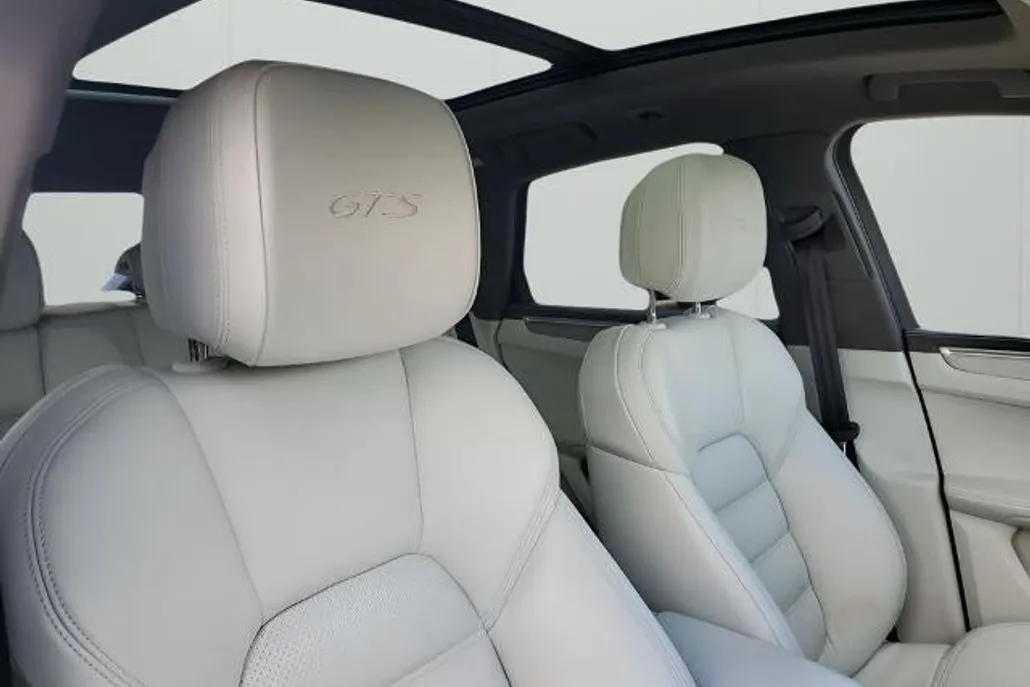 2018 Porsche Macan GTS photo 1