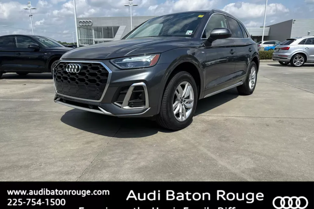 2022 Audi Q5 45 S line Premium photo 1