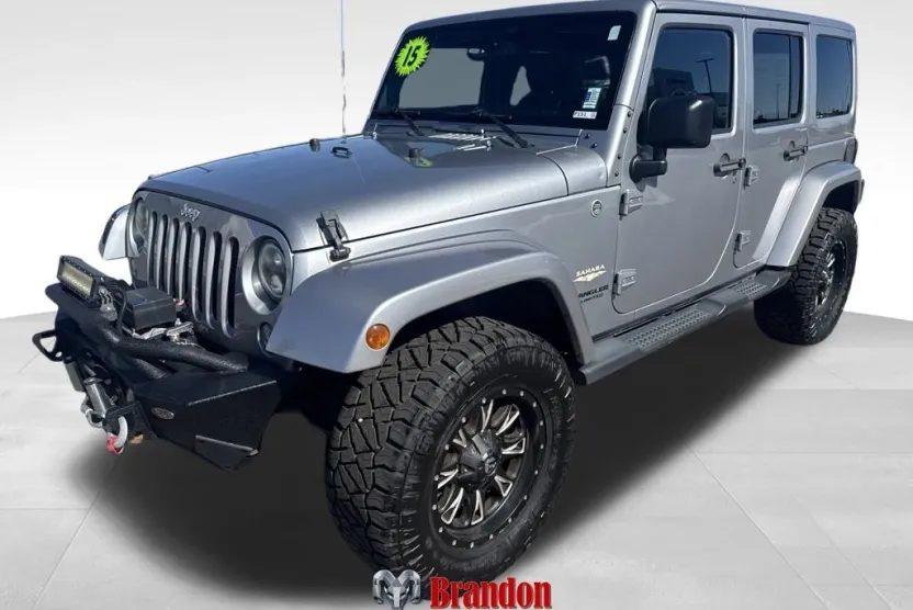 2015 Jeep Wrangler Unlimited Sahara photo 1