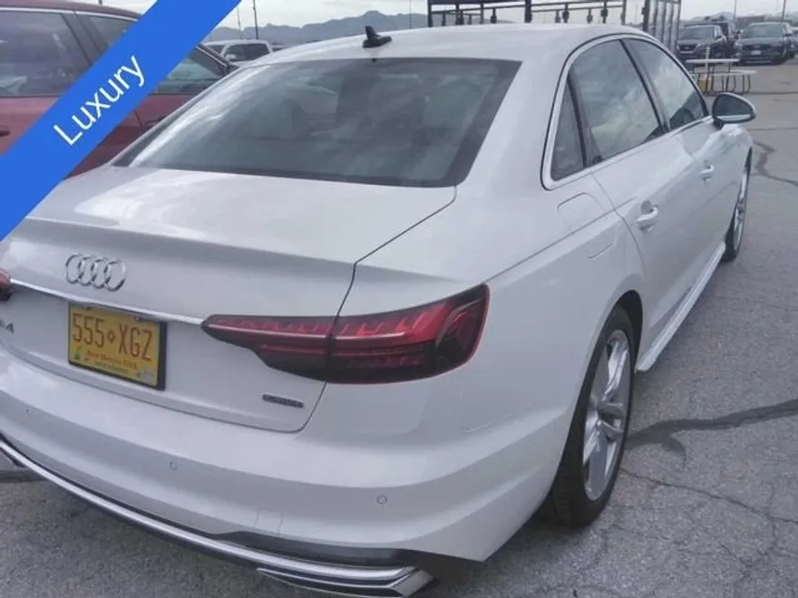 2024 Audi A4 45 S line Premium photo 1
