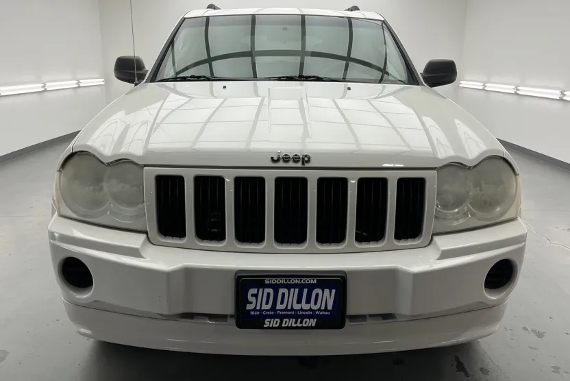 2006 Jeep Grand Cherokee Laredo photo 1