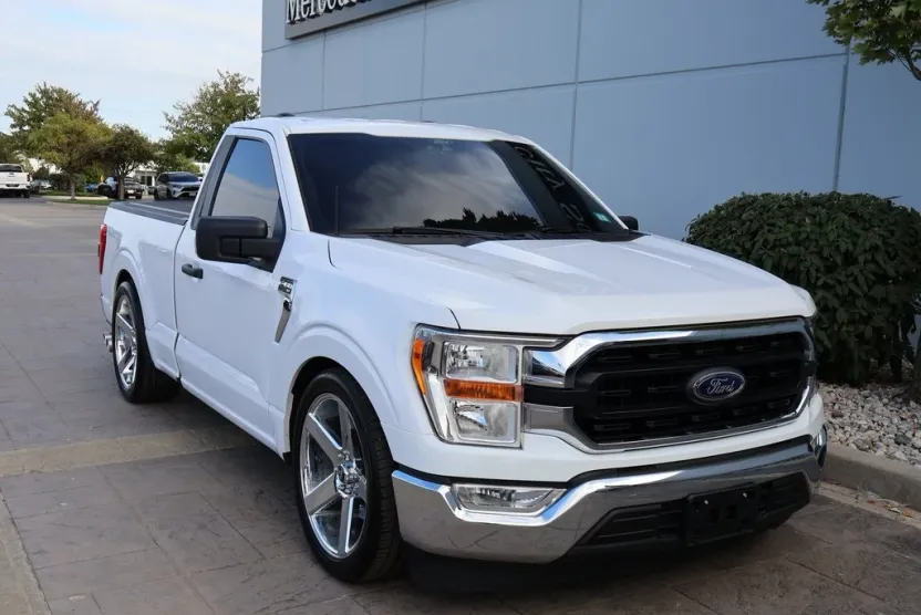 2021 Ford F-150 XLT photo 1