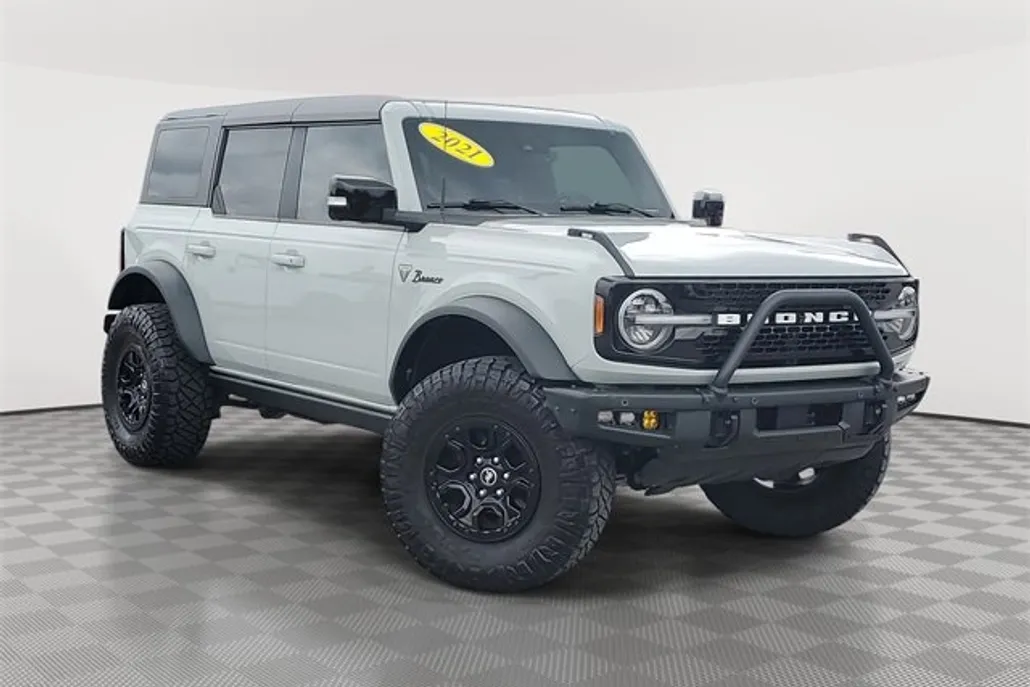 2021 Ford Bronco First Edition photo 1