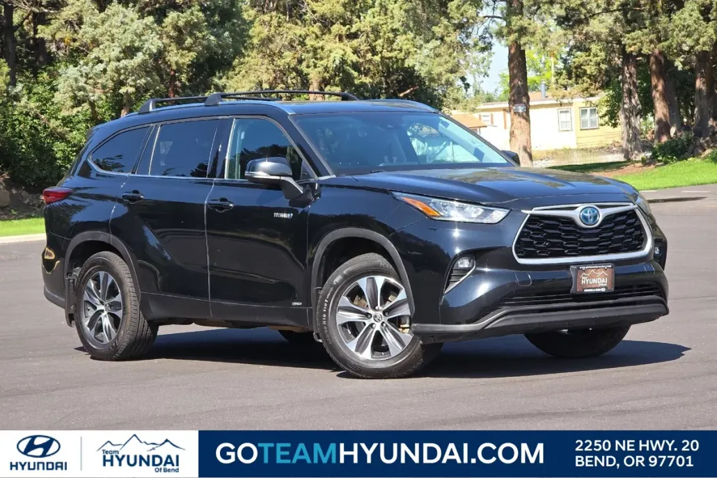 2020 Toyota Highlander Hybrid XLE photo 1
