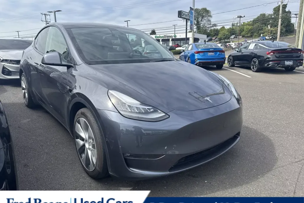 2021 Tesla Model Y Long Range photo 1