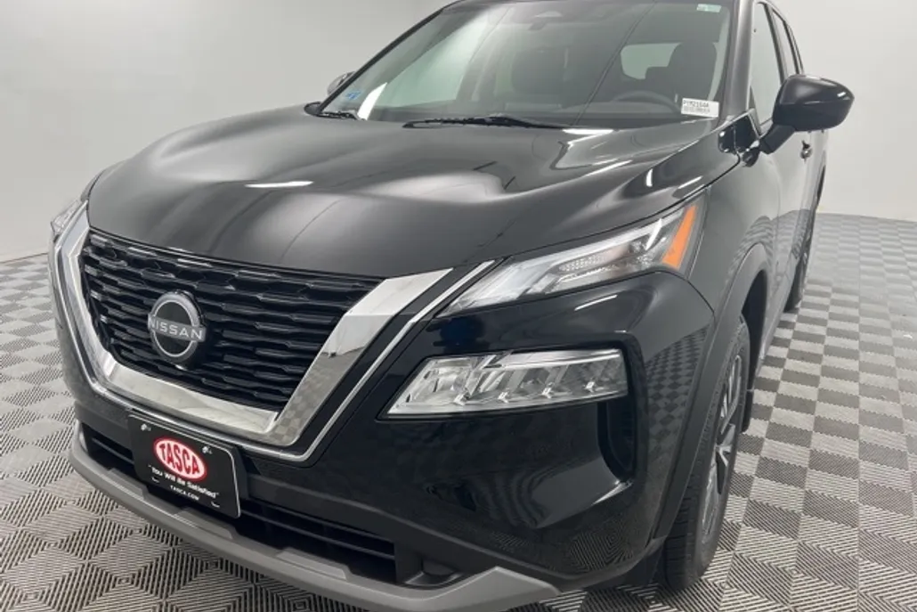 2023 Nissan Rogue SV photo 1