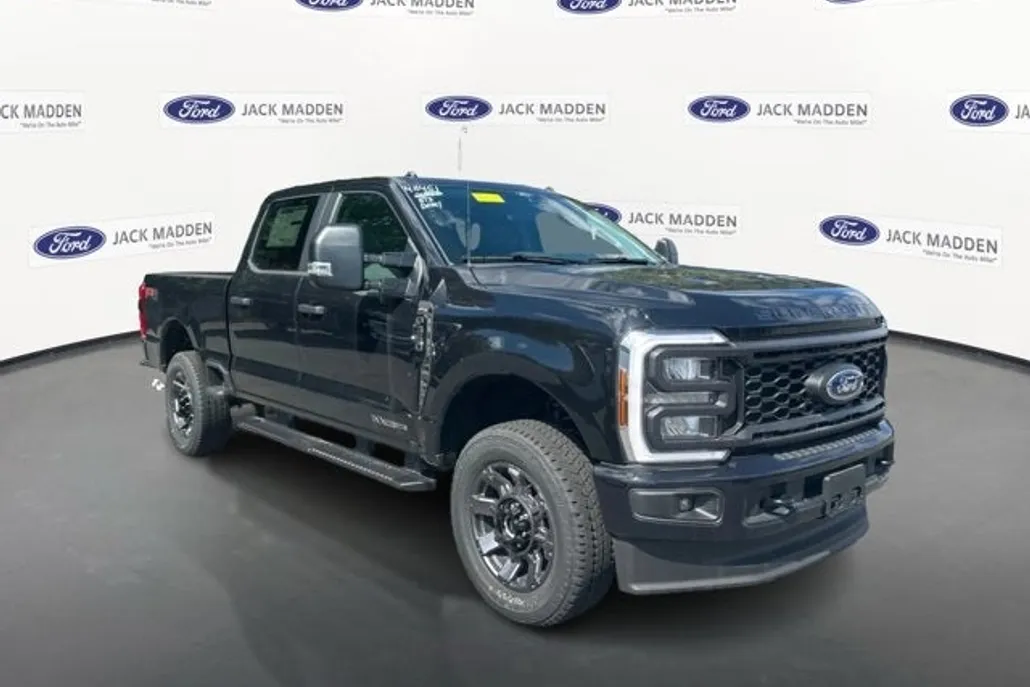 2025 Ford F-350 photo 1