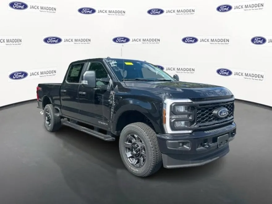 2025 Ford F-350 photo 1