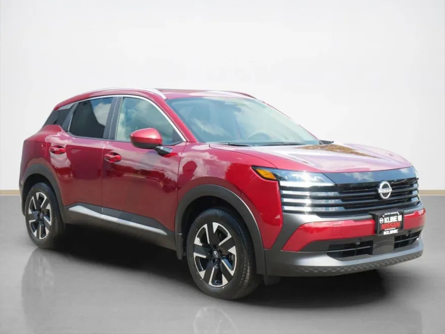 2025 Nissan Kicks SV photo 1