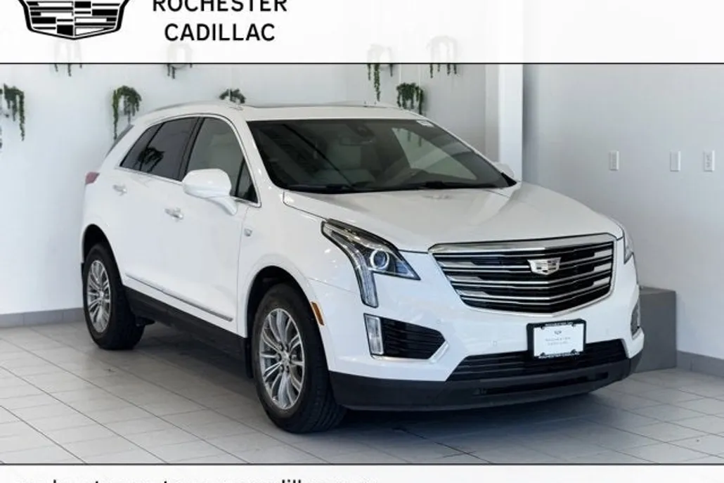 2019 Cadillac XT5 Luxury photo 1