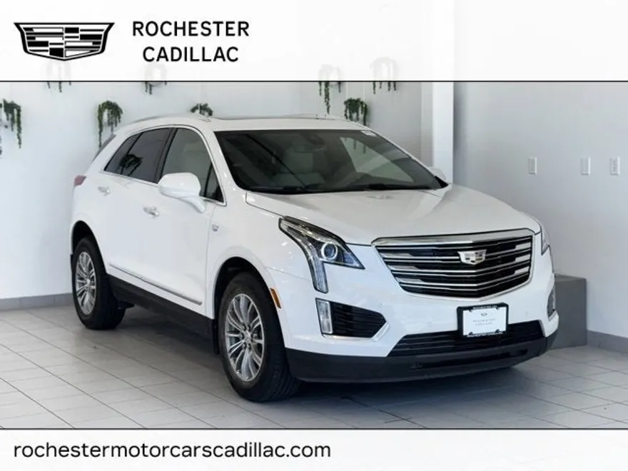 2019 Cadillac XT5 Luxury photo 1