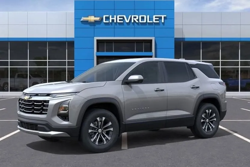 2026 Chevrolet Equinox LT photo 1