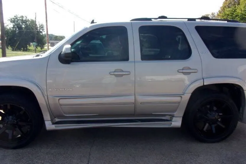2007 Gmc Yukon photo 1