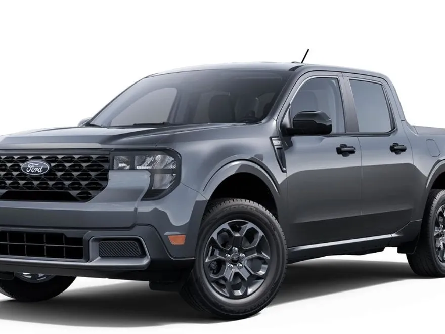 2025 Ford Maverick XLT photo 1