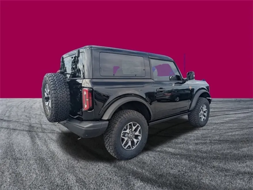 2025 Ford Bronco Badlands photo 1