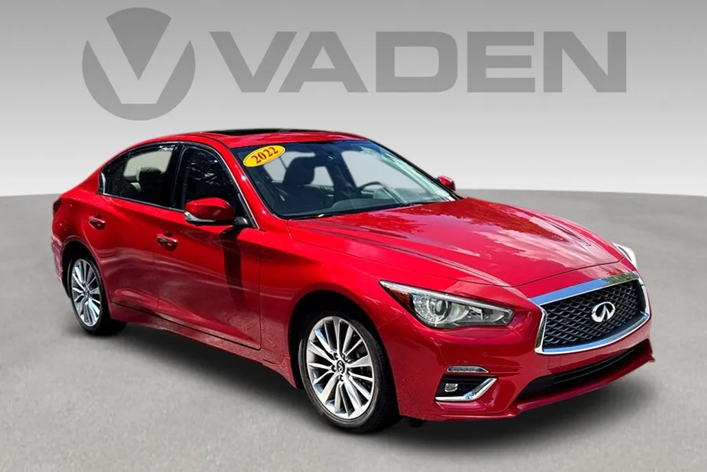 2022 Infiniti Q50 LUXE photo 1