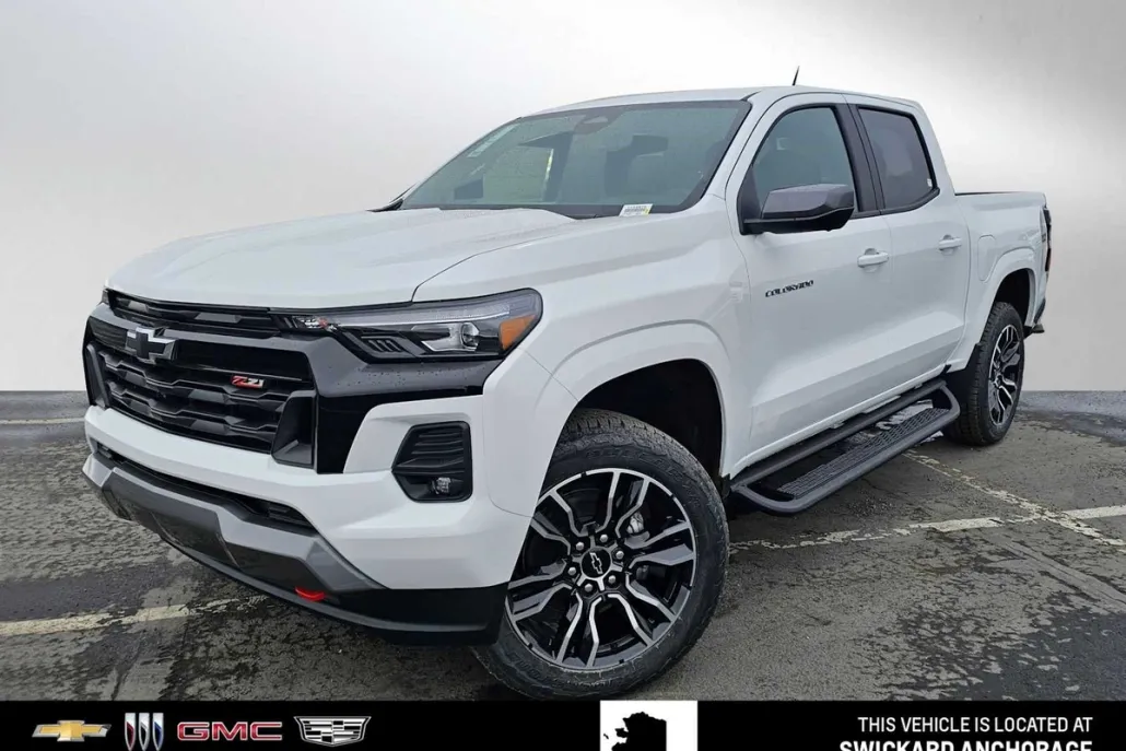 2025 Chevrolet Colorado Z71 photo 1