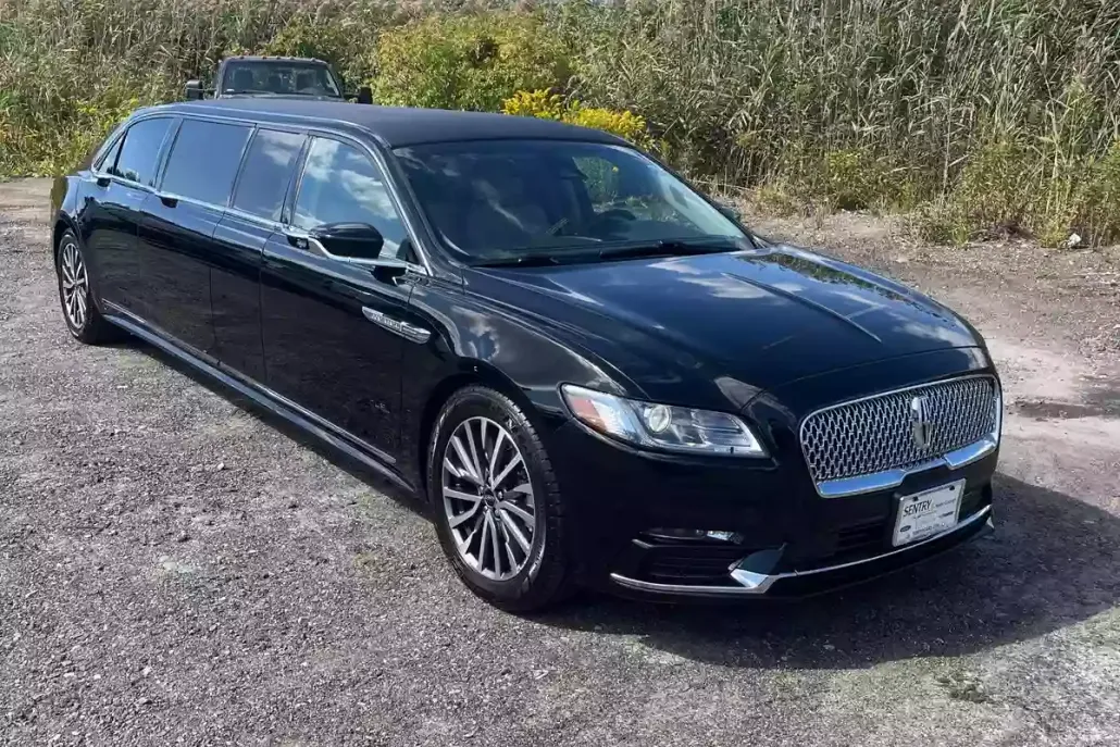 2019 Lincoln Continental Select photo 1