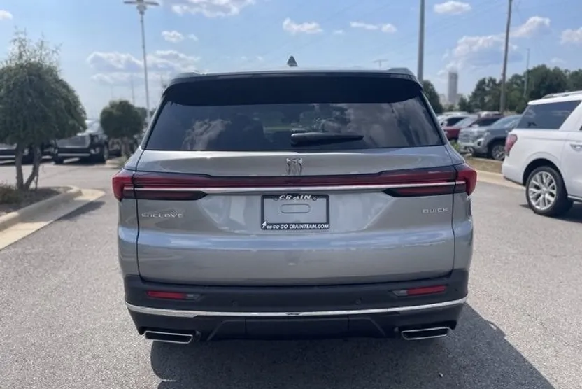 2025 Buick Enclave Preferred photo 1