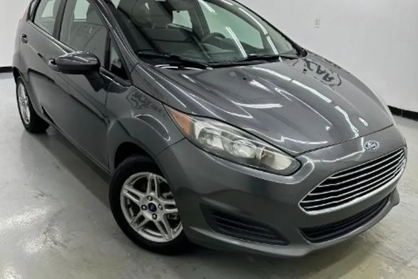 2019 Ford Fiesta SE photo 1