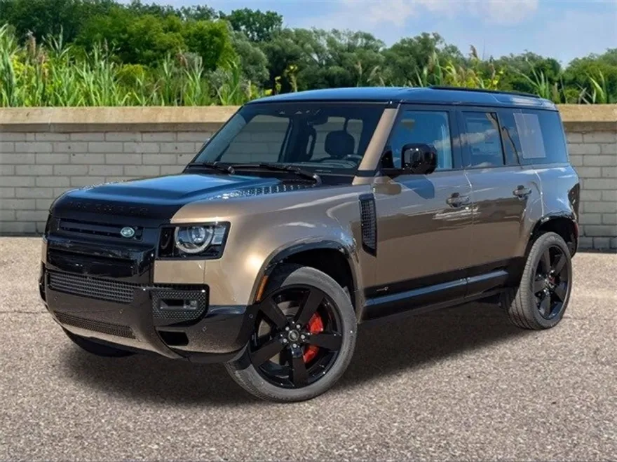 2025 Land Rover Defender 110 photo 1