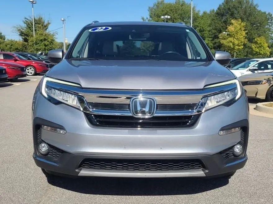 2022 Honda Pilot Touring photo 1