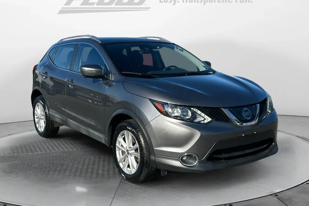 2019 Nissan Rogue Sport SV photo 1