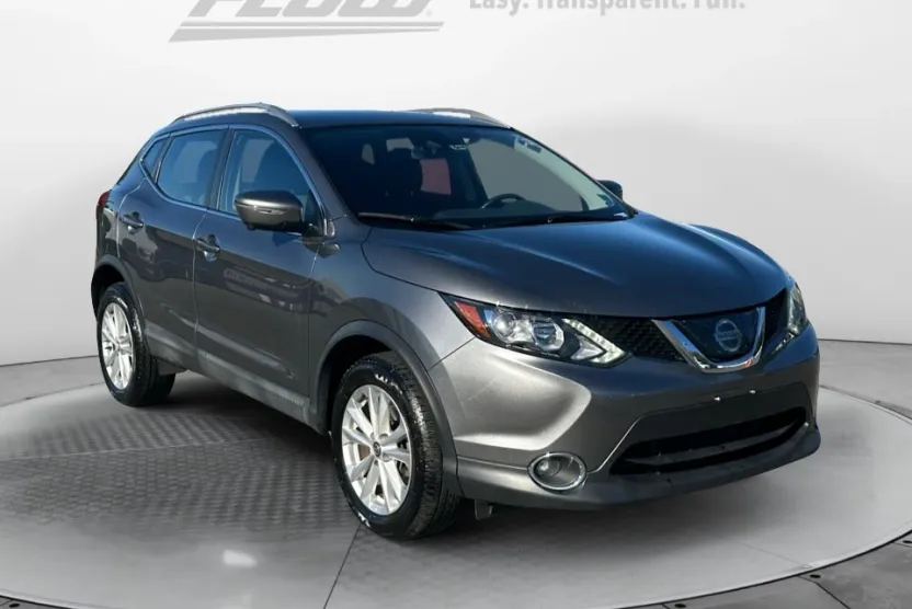 2019 Nissan Rogue Sport SV photo 1