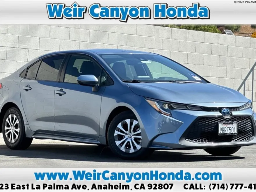2022 Toyota Corolla Hybrid LE photo 1