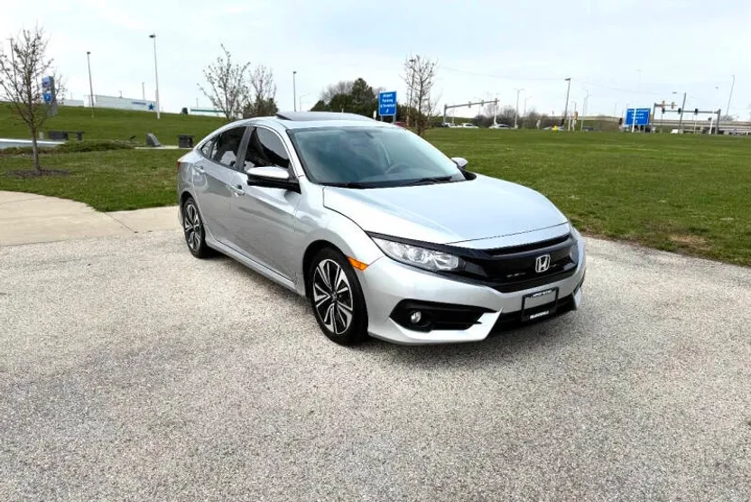 2016 Honda Civic EX-L photo 1