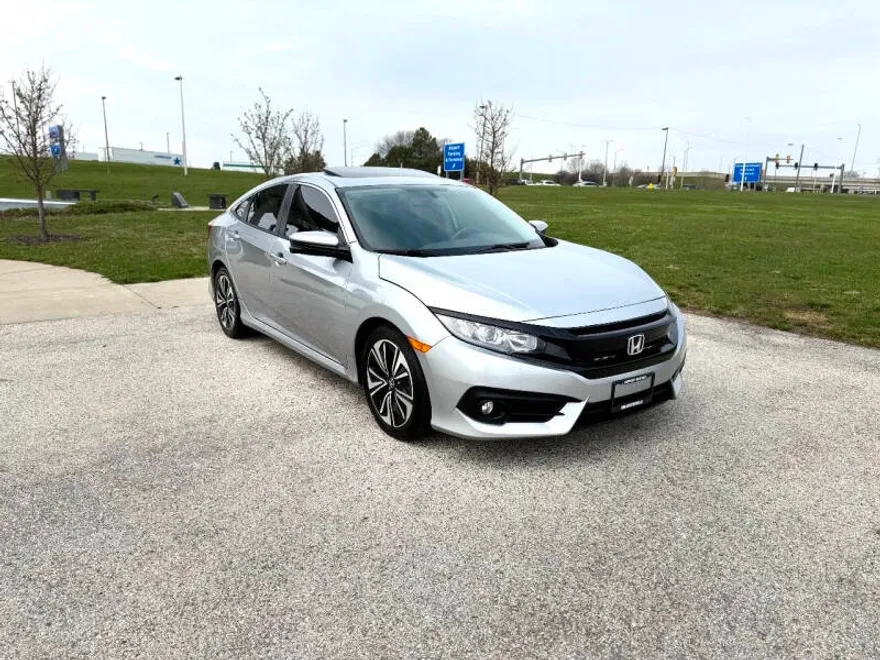 2016 Honda Civic EX-L photo 1