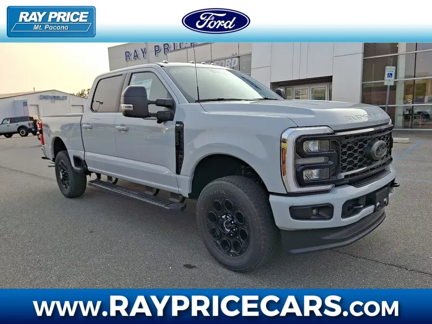2026 Ford F-250 XLT photo 1