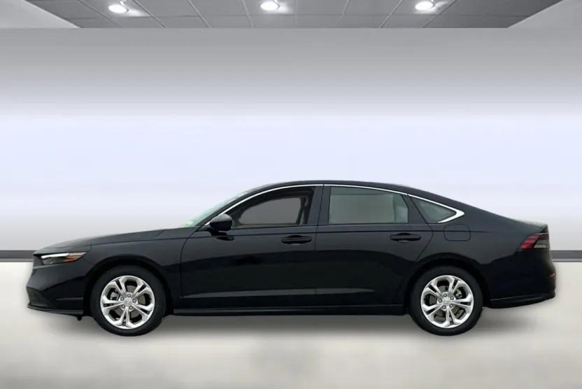2025 Honda Accord LX photo 1