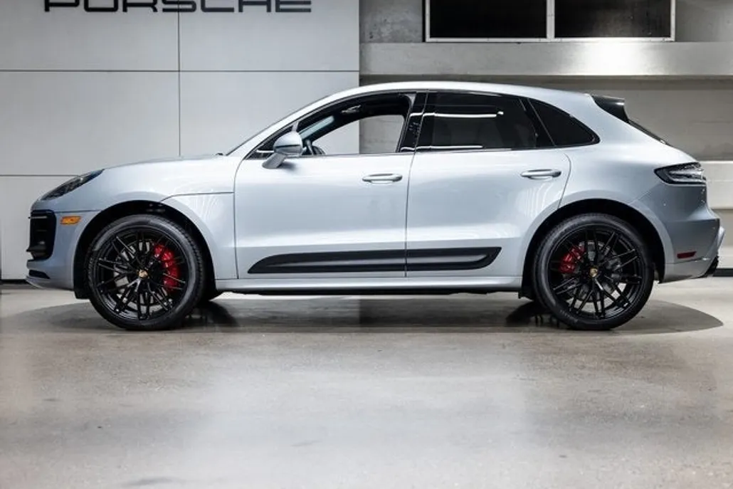 2023 Porsche Macan GTS photo 1