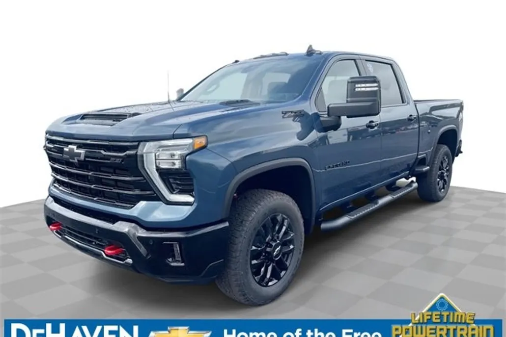2026 Chevrolet Silverado 2500HD LT photo 1
