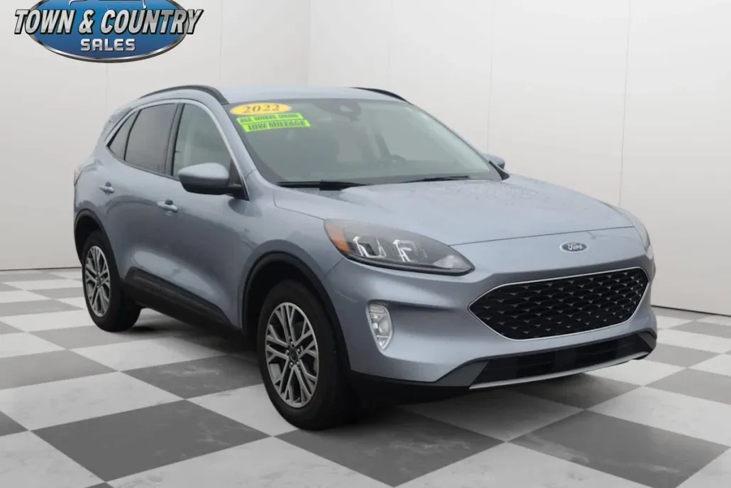 2022 Ford Escape SEL photo 1