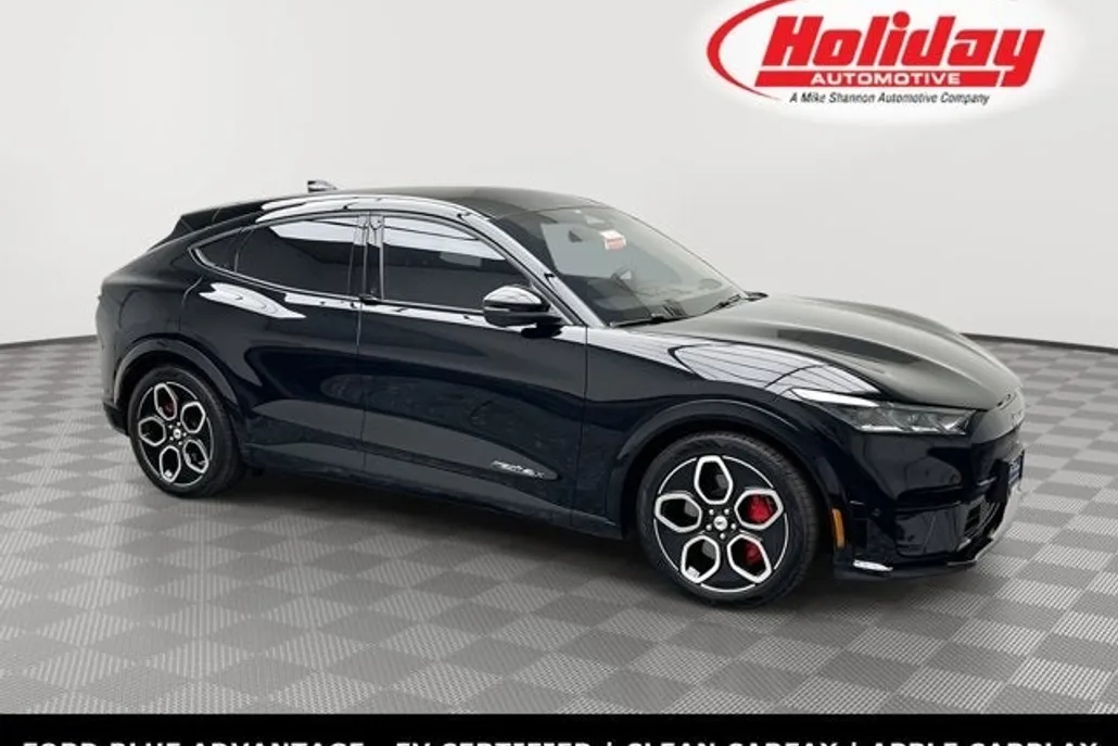 2023 Ford Mustang Mach-E GT photo 1